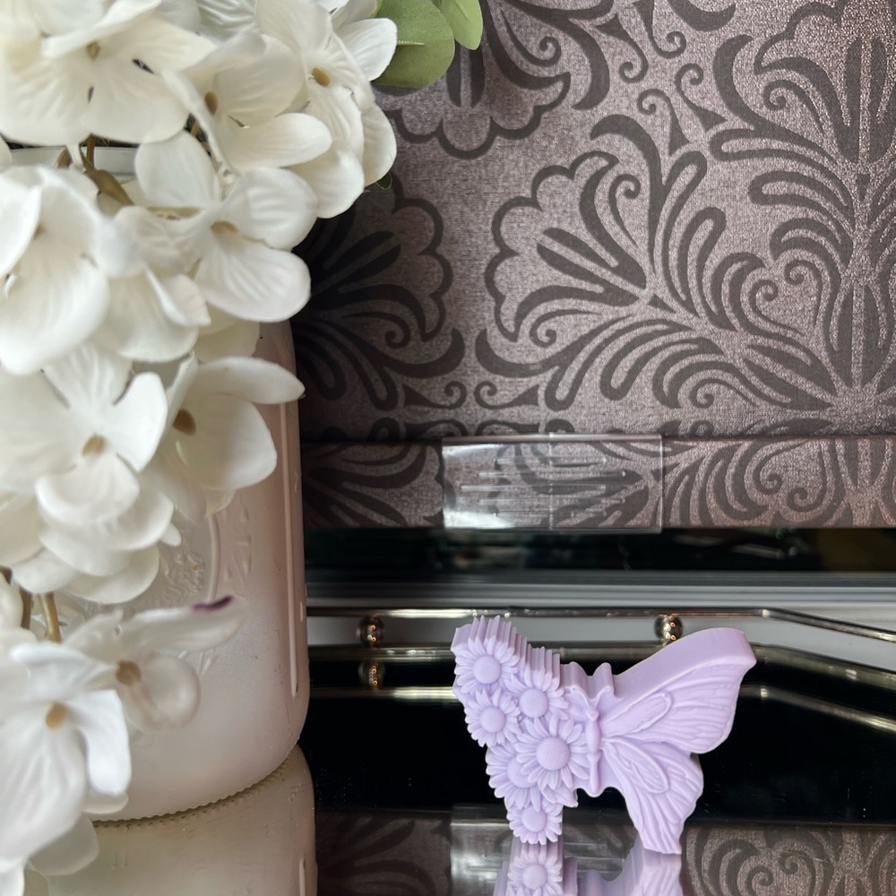 Butterfly Floral Soap Bar -  Ginger and Saffron Citrus